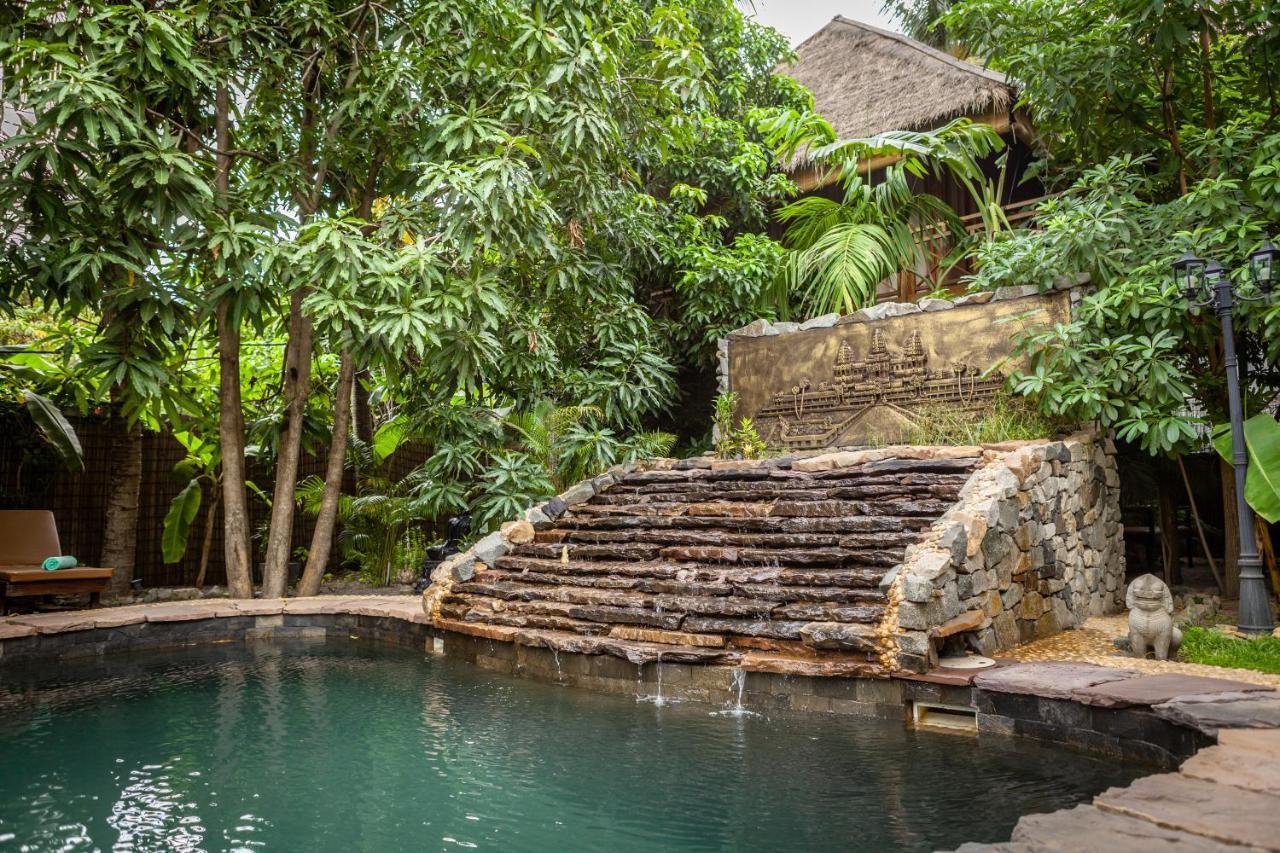 Authentic Khmer Village 5* Siem Reap