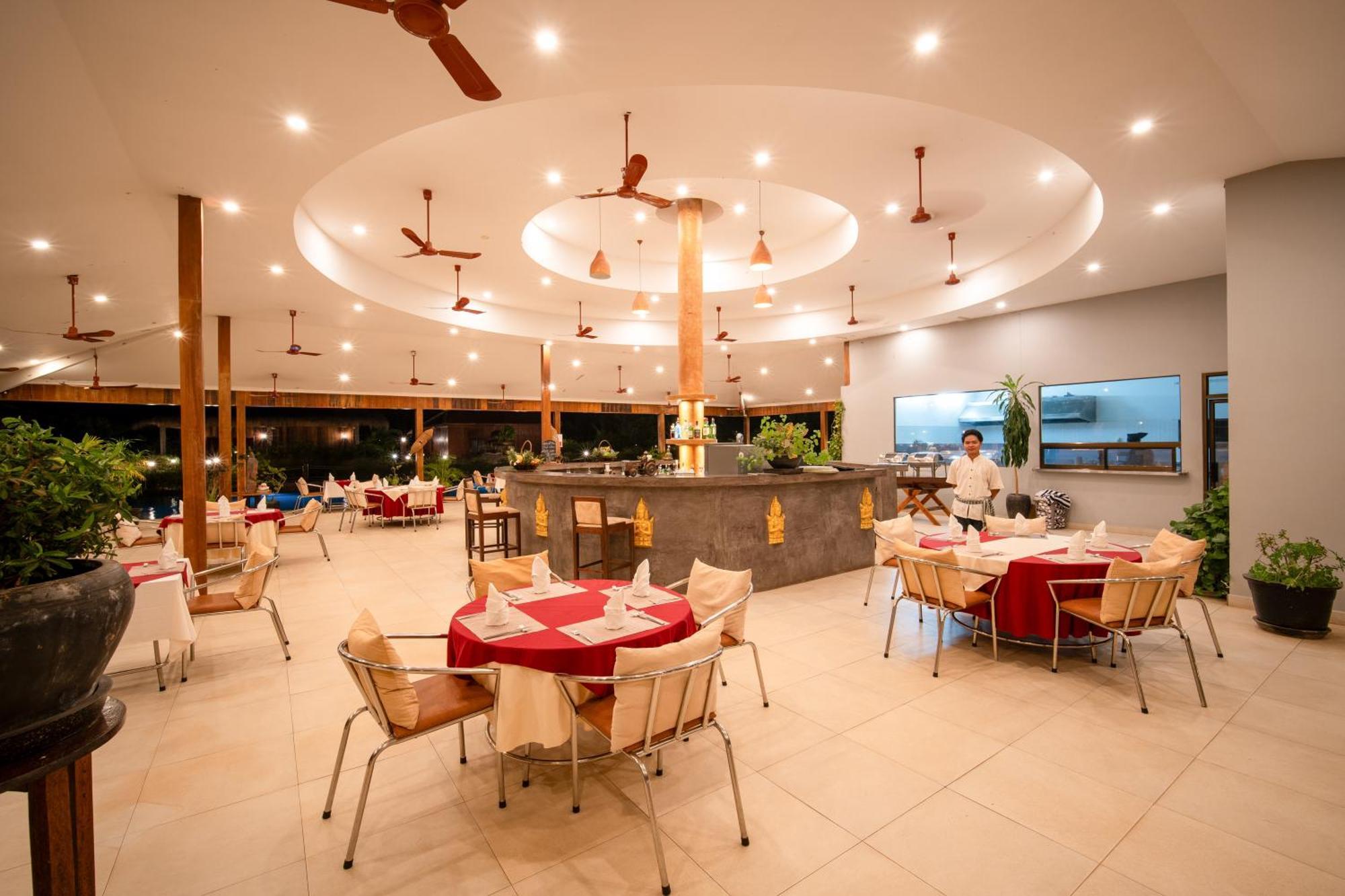 Resort Authentic Khmer Village