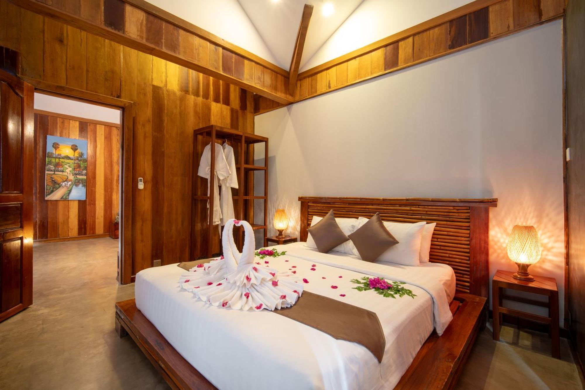 Authentic Khmer Village 5* Siem Reap