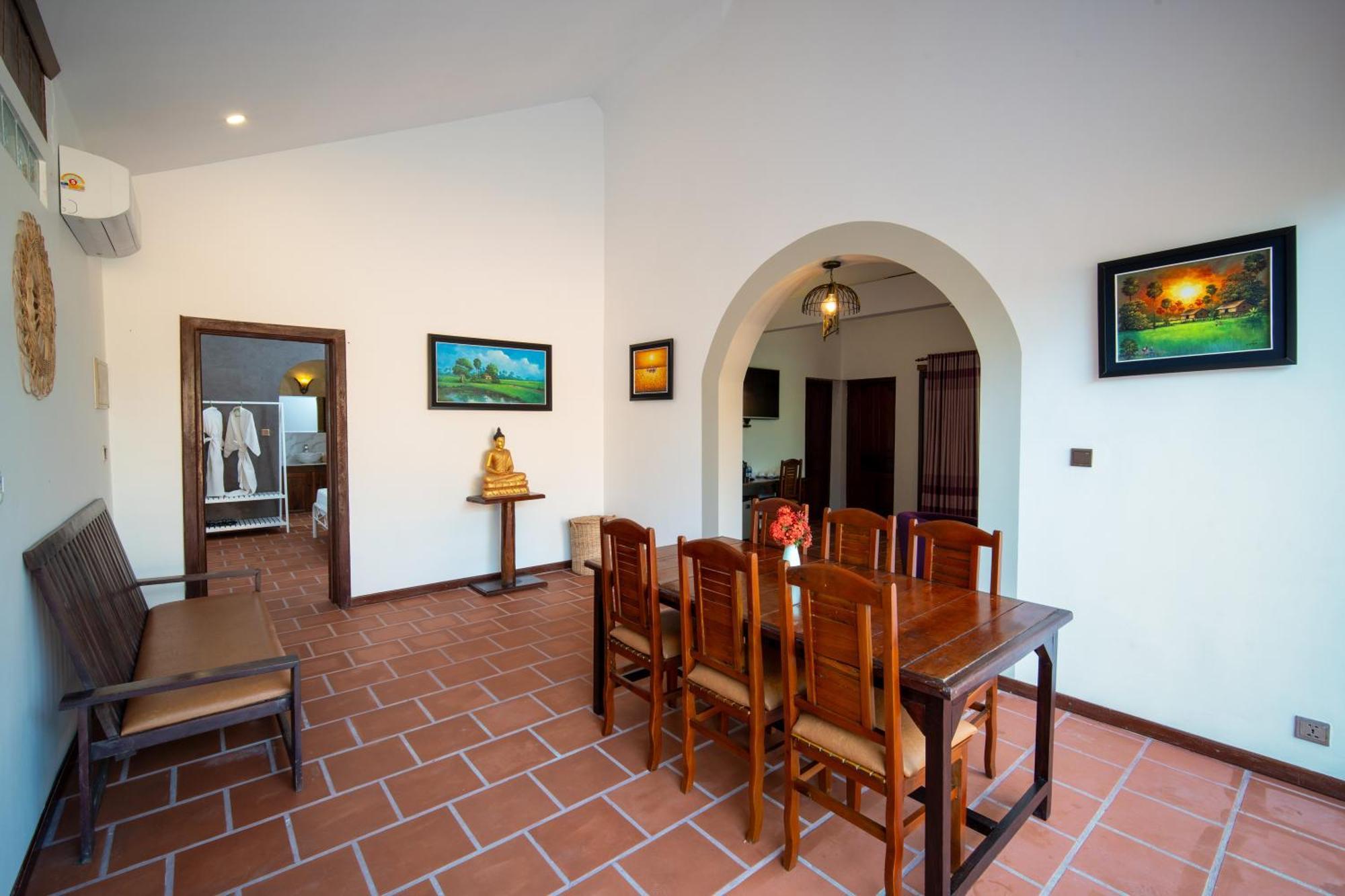 Resort Authentic Khmer Village 5*