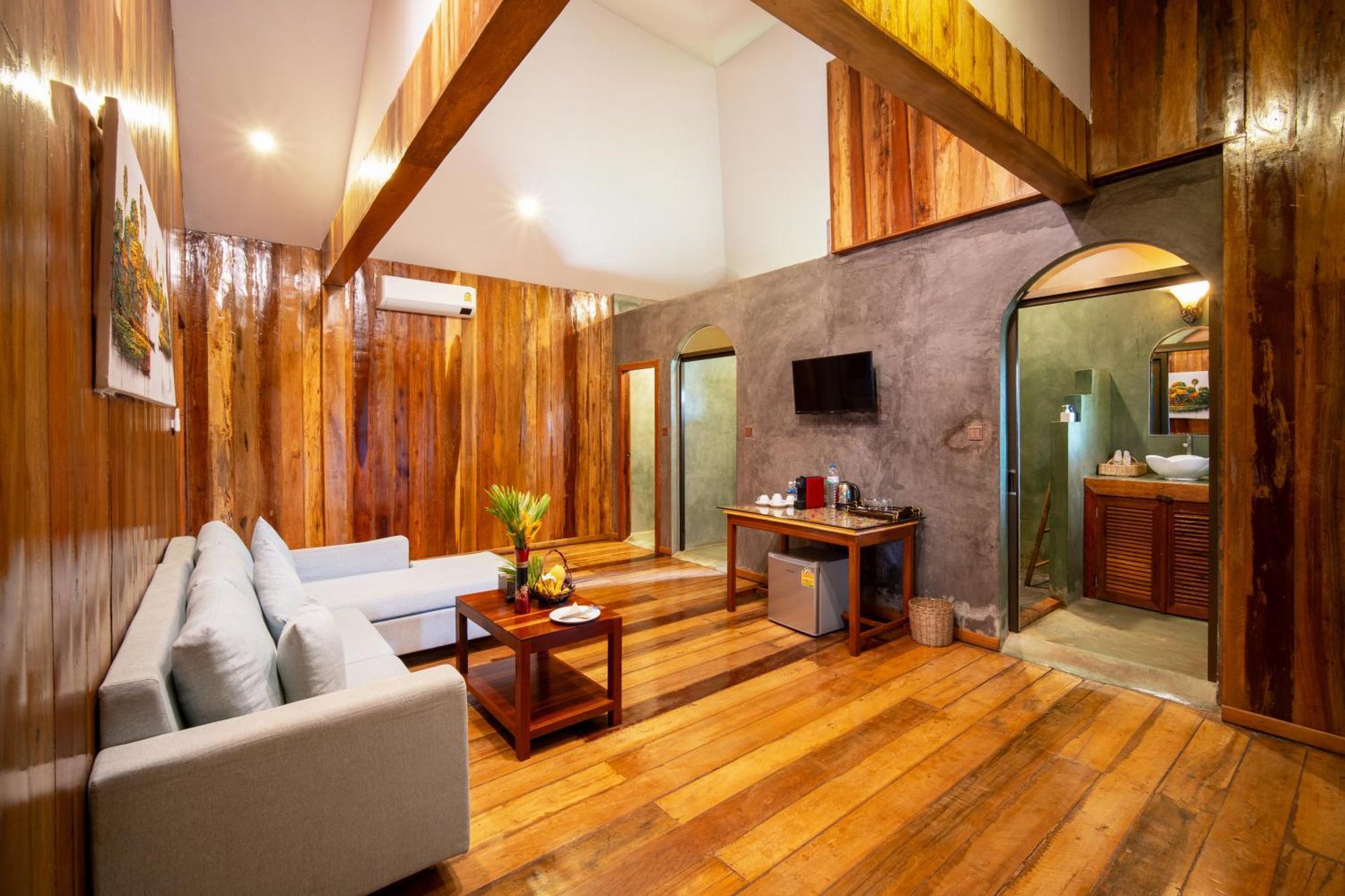 Authentic Khmer Village 5*