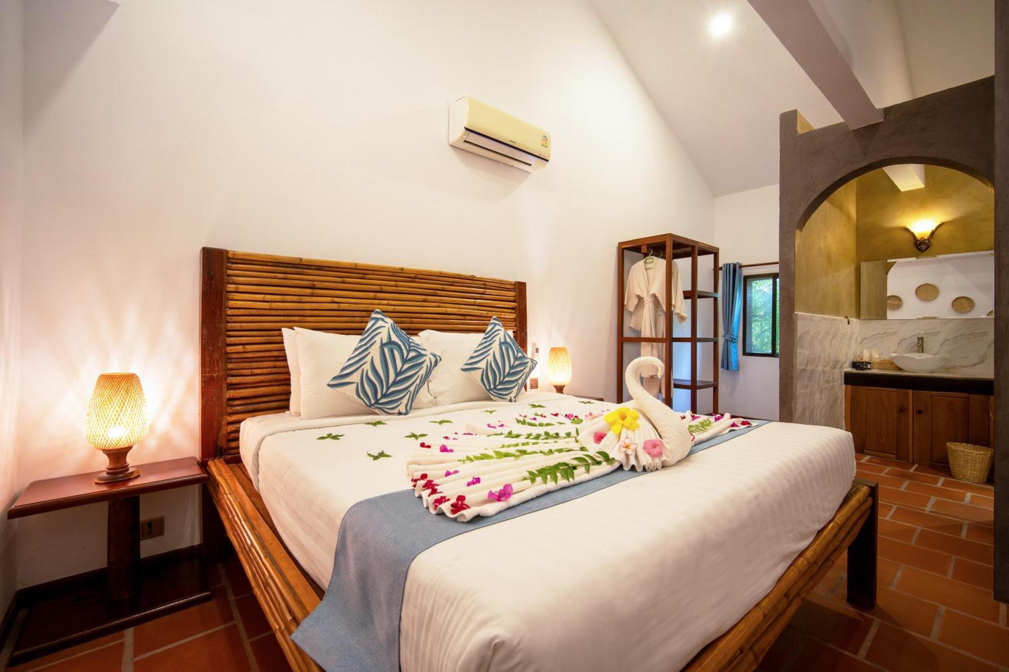 Resort Authentic Khmer Village 5*