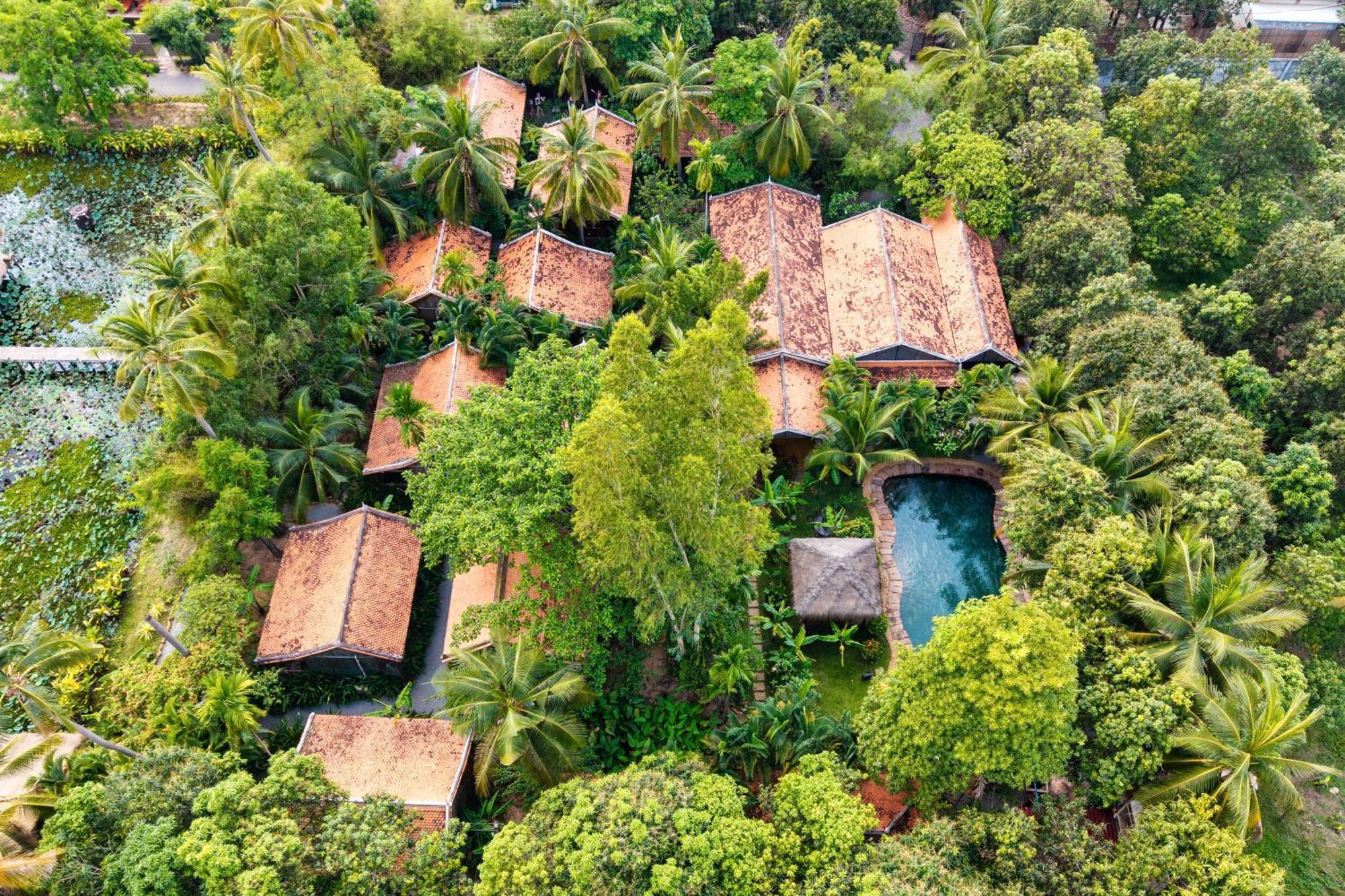 Resort Authentic Khmer Village 5*