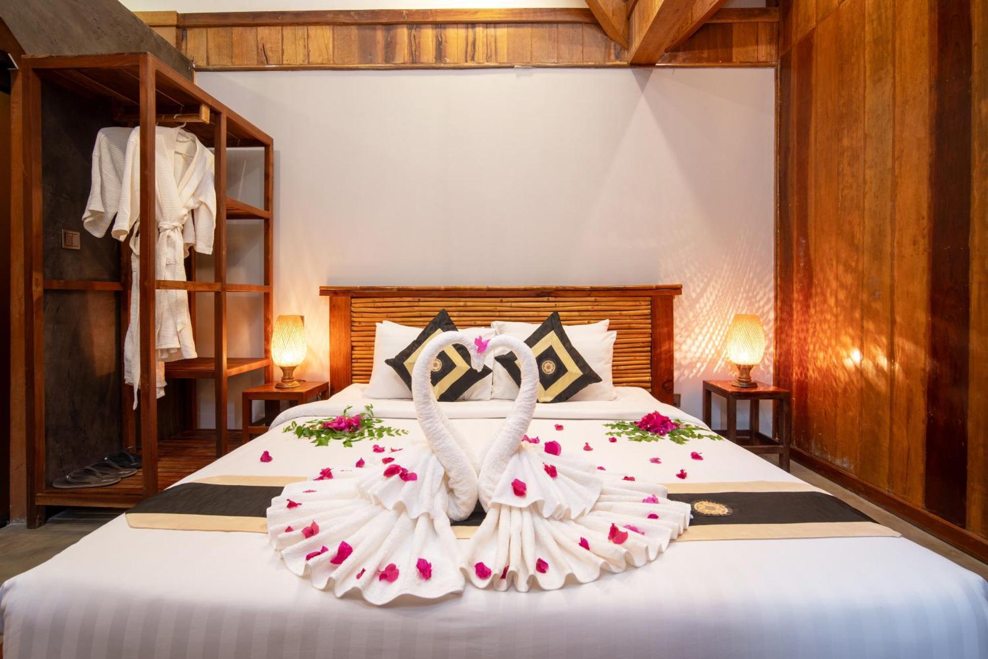 Authentic Khmer Village 5* Siem Reap