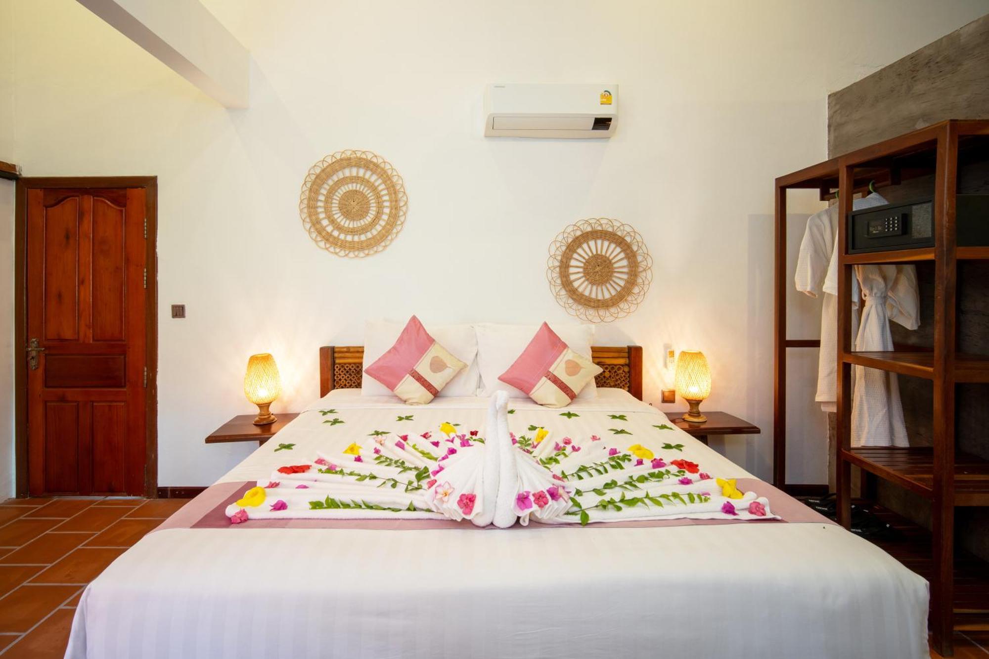 Resort Authentic Khmer Village Siem Reap